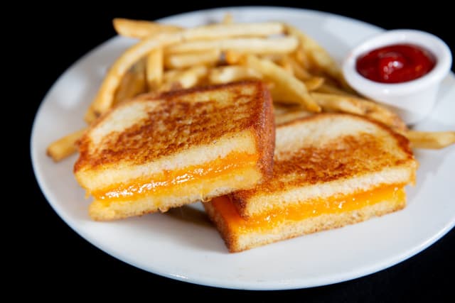 Grilled Cheese with Fries